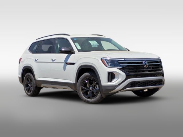 2024 Volkswagen Atlas 2.0T Peak Edition SE w/Technology