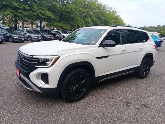 2024 Volkswagen Atlas 2.0T Peak Edition SE w/Technology