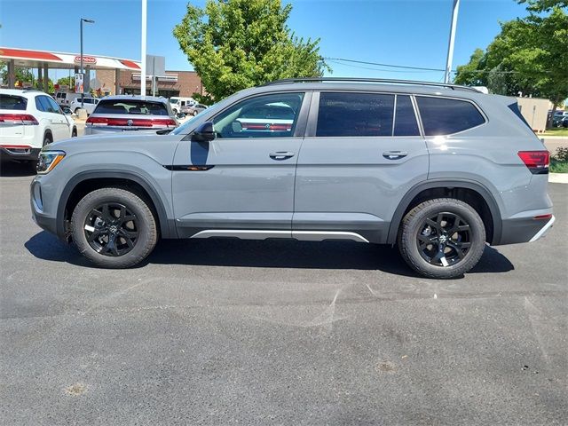 2024 Volkswagen Atlas 2.0T Peak Edition SE w/Technology