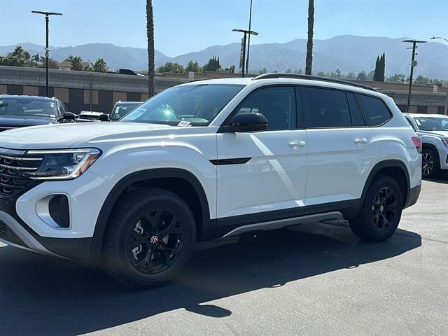 2024 Volkswagen Atlas 2.0T Peak Edition SE w/Technology