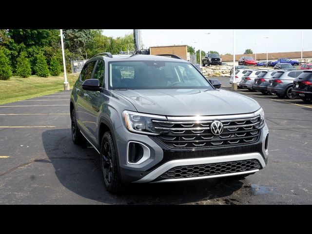 2024 Volkswagen Atlas 2.0T Peak Edition SE w/Technology