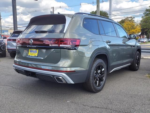 2024 Volkswagen Atlas 2.0T Peak Edition SE w/Technology