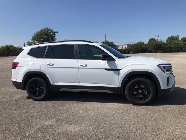 2024 Volkswagen Atlas 2.0T Peak Edition SE w/Technology