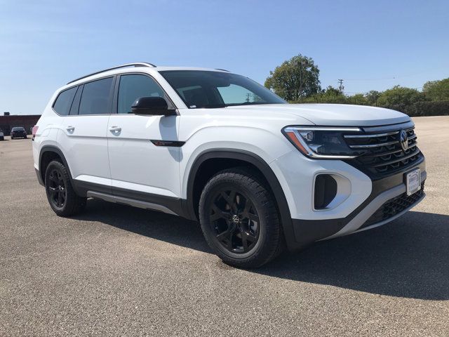 2024 Volkswagen Atlas 2.0T Peak Edition SE w/Technology