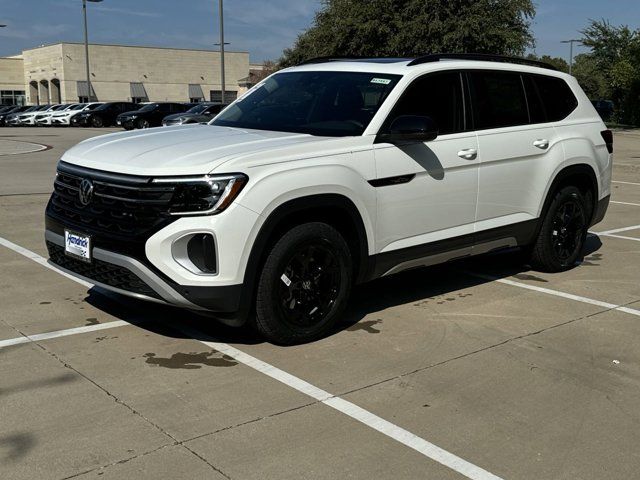 2024 Volkswagen Atlas 2.0T Peak Edition SE w/Technology