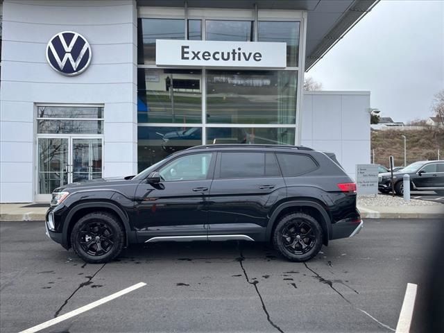 2024 Volkswagen Atlas 2.0T Peak Edition SE w/Technology