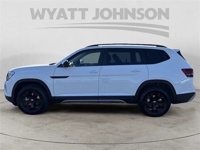 2024 Volkswagen Atlas 2.0T Peak Edition SE w/Technology