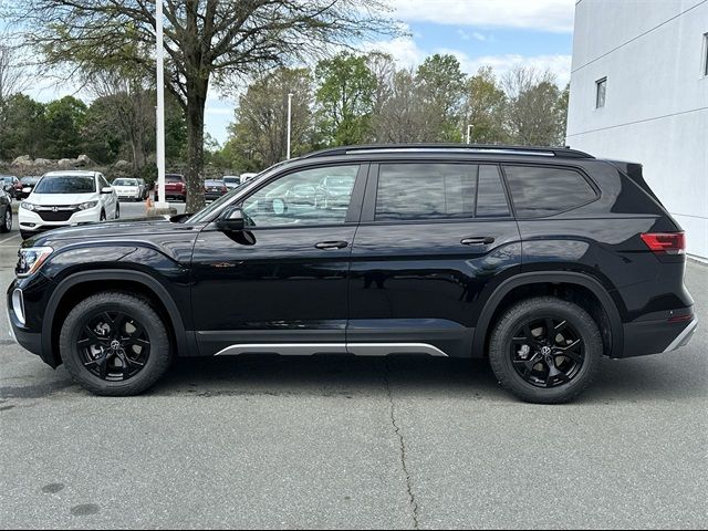 2024 Volkswagen Atlas 2.0T Peak Edition SE w/Technology