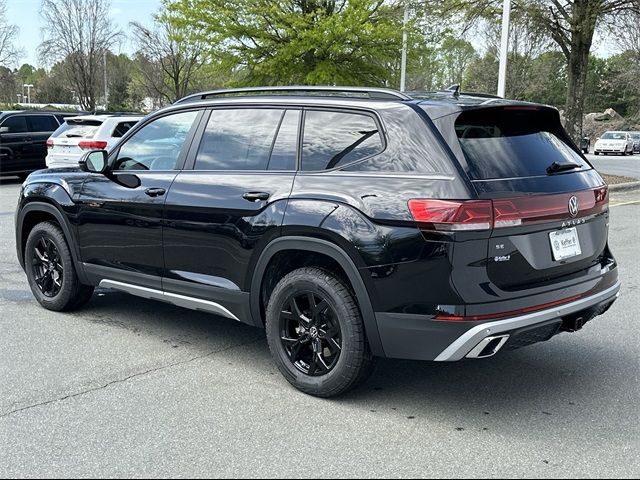 2024 Volkswagen Atlas 2.0T Peak Edition SE w/Technology