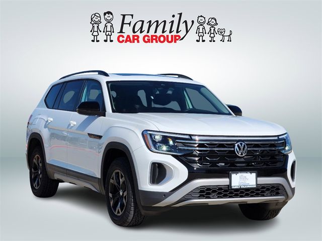 2024 Volkswagen Atlas 2.0T Peak Edition SE w/Technology