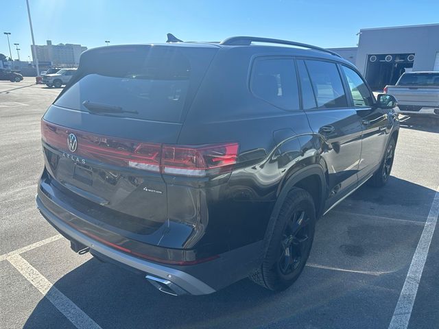 2024 Volkswagen Atlas 2.0T Peak Edition SE w/Technology