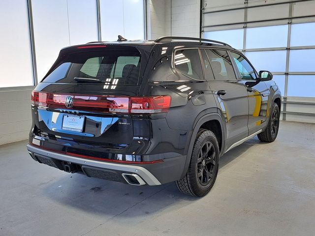 2024 Volkswagen Atlas 2.0T Peak Edition SE w/Technology