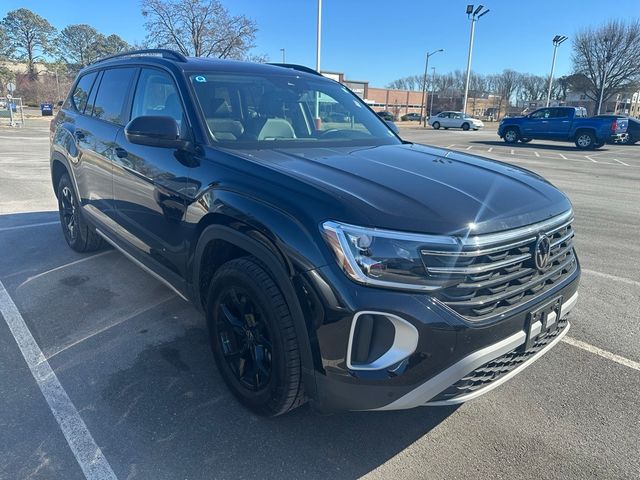 2024 Volkswagen Atlas 2.0T Peak Edition SE w/Technology