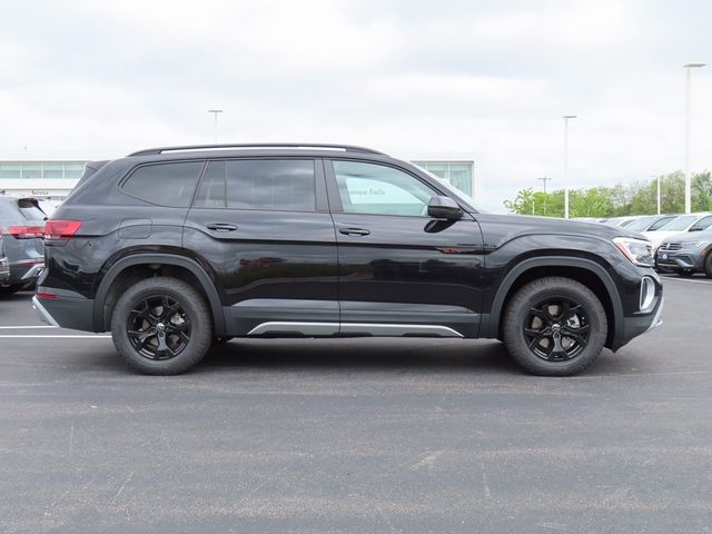 2024 Volkswagen Atlas 2.0T Peak Edition SE w/Technology