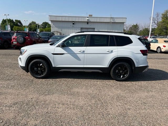 2024 Volkswagen Atlas 2.0T Peak Edition SE w/Technology