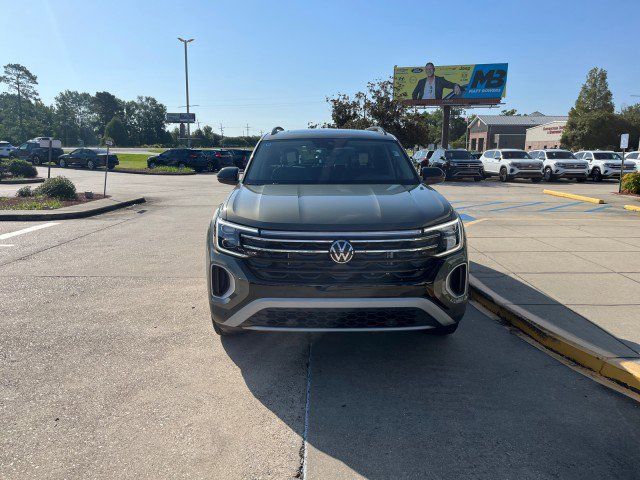 2024 Volkswagen Atlas 2.0T Peak Edition SE w/Technology