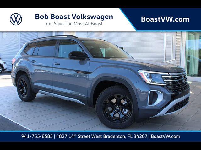 2024 Volkswagen Atlas 2.0T Peak Edition SE w/Technology