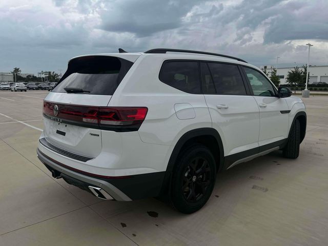 2024 Volkswagen Atlas 2.0T Peak Edition SE w/Technology