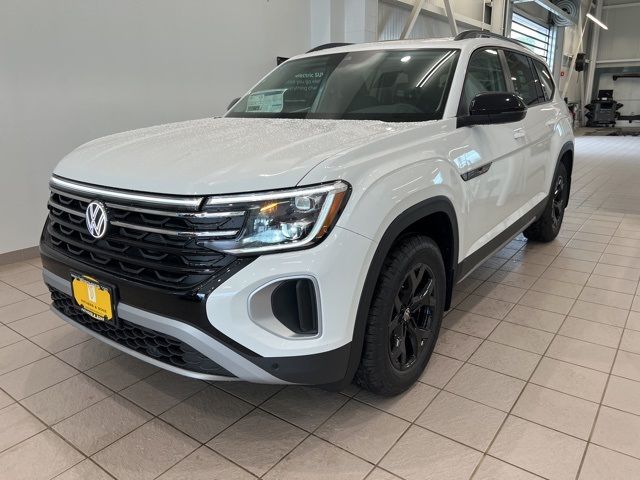 2024 Volkswagen Atlas 2.0T Peak Edition SE w/Technology