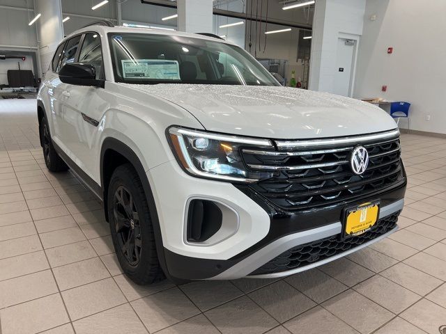 2024 Volkswagen Atlas 2.0T Peak Edition SE w/Technology