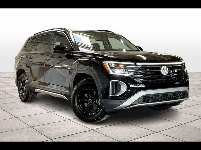 2024 Volkswagen Atlas 2.0T Peak Edition SE w/Technology