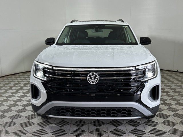 2024 Volkswagen Atlas 2.0T Peak Edition SE w/Technology