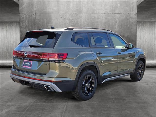 2024 Volkswagen Atlas 2.0T Peak Edition SE w/Technology