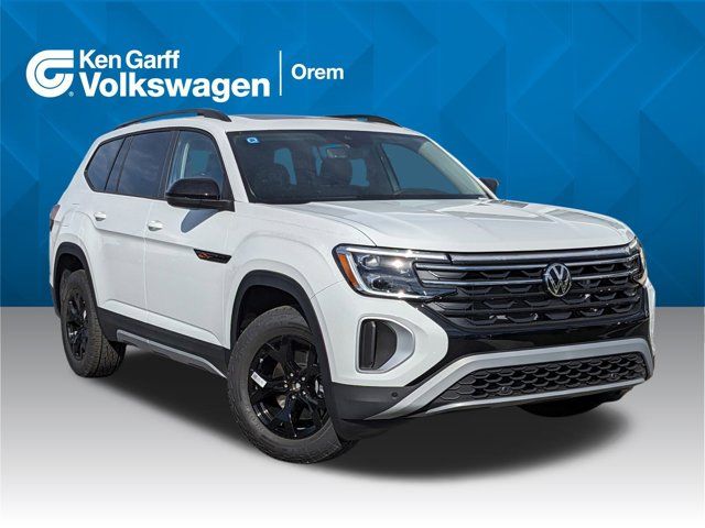 2024 Volkswagen Atlas 2.0T Peak Edition SE w/Technology