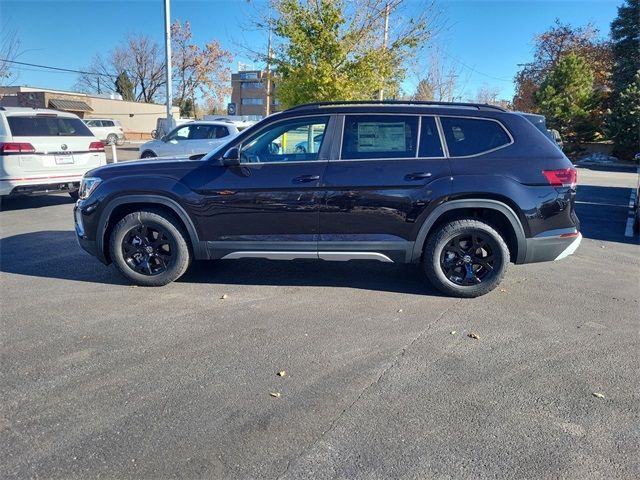 2024 Volkswagen Atlas 2.0T Peak Edition SE w/Technology