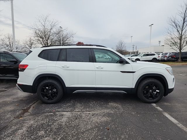 2024 Volkswagen Atlas 2.0T Peak Edition SE w/Technology