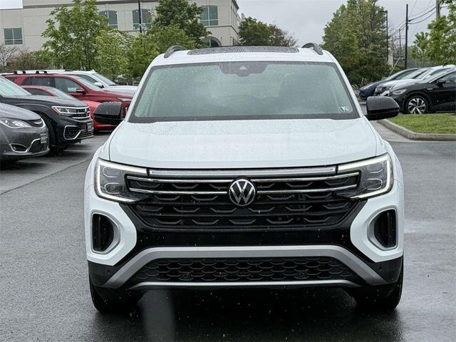 2024 Volkswagen Atlas 2.0T Peak Edition SE w/Technology
