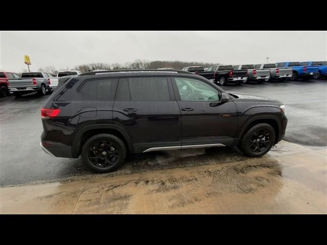 2024 Volkswagen Atlas 2.0T Peak Edition SE w/Technology