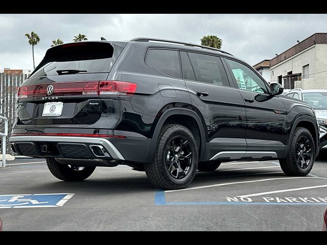 2024 Volkswagen Atlas 2.0T Peak Edition SE w/Technology