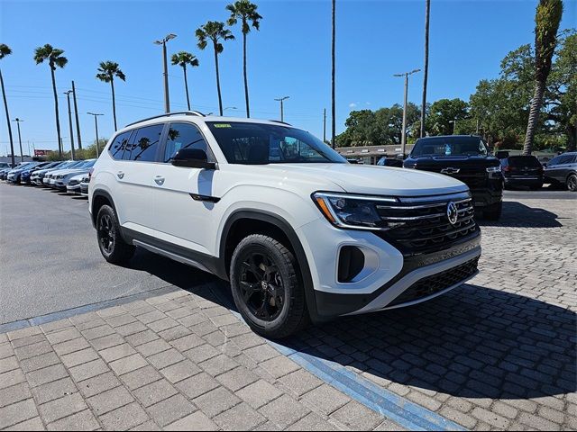 2024 Volkswagen Atlas 2.0T Peak Edition SE w/Technology