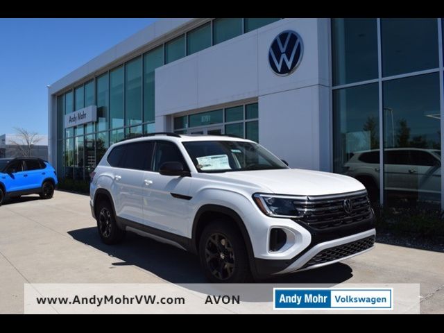 2024 Volkswagen Atlas 2.0T Peak Edition SE w/Technology