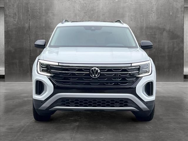 2024 Volkswagen Atlas 2.0T Peak Edition SE w/Technology