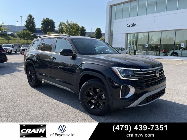 2024 Volkswagen Atlas 2.0T Peak Edition SE w/Technology