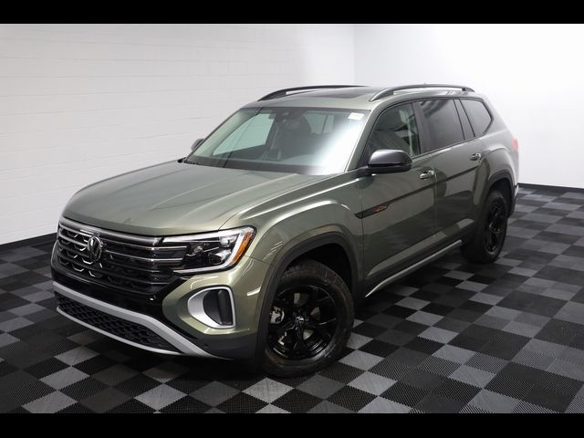 2024 Volkswagen Atlas 2.0T Peak Edition SE w/Technology