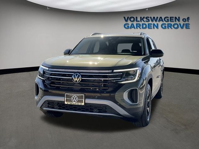 2024 Volkswagen Atlas 2.0T Peak Edition SE w/Technology