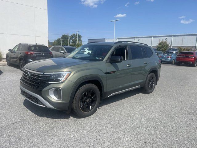 2024 Volkswagen Atlas 2.0T Peak Edition SE w/Technology