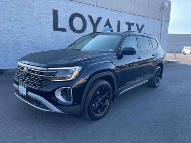 2024 Volkswagen Atlas 2.0T Peak Edition SE w/Technology