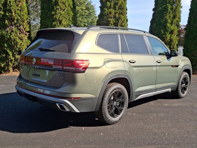 2024 Volkswagen Atlas 2.0T Peak Edition SE w/Technology