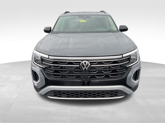 2024 Volkswagen Atlas 2.0T Peak Edition SE w/Technology