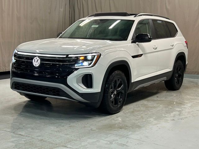 2024 Volkswagen Atlas 2.0T Peak Edition SE w/Technology