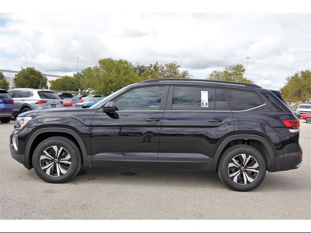 2024 Volkswagen Atlas 2.0T SE