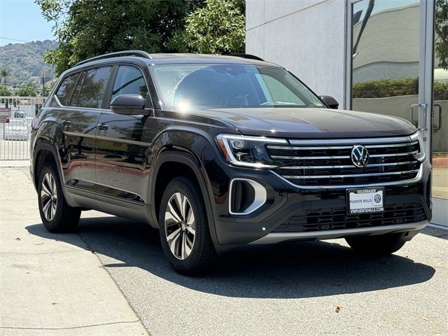 2024 Volkswagen Atlas 2.0T SE