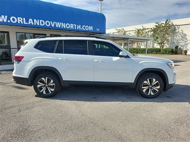 2024 Volkswagen Atlas 2.0T SE