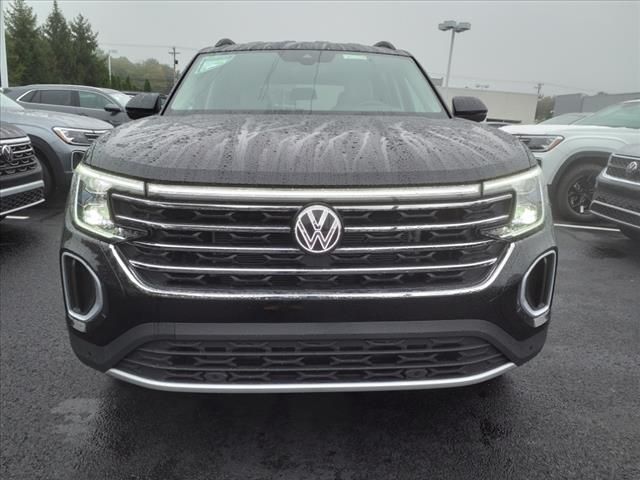 2024 Volkswagen Atlas 2.0T SE Technology