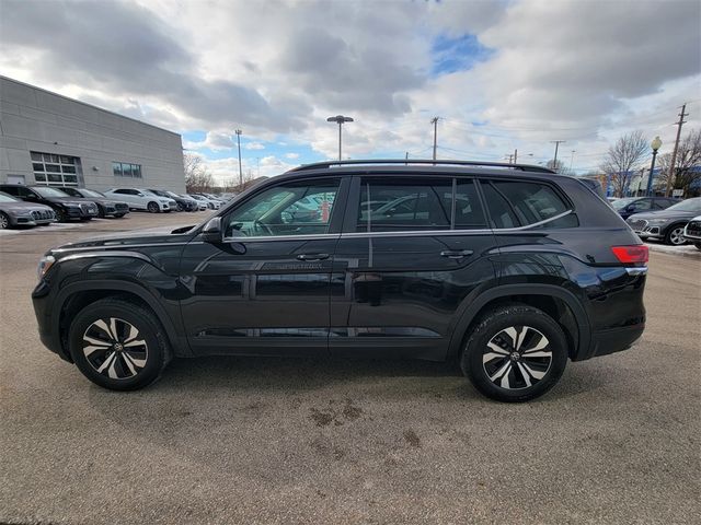 2024 Volkswagen Atlas 2.0T SE