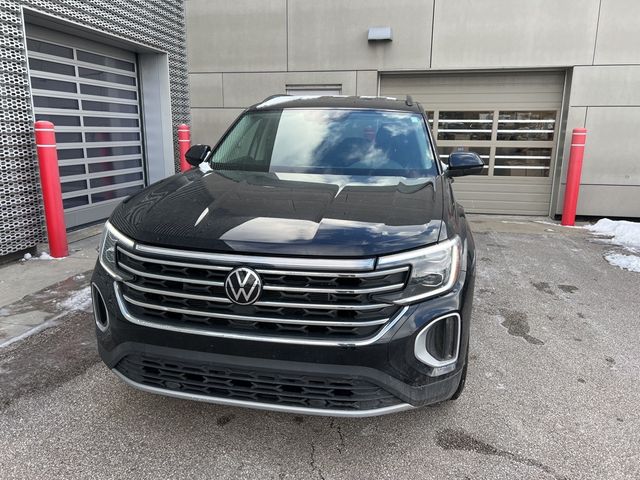 2024 Volkswagen Atlas 2.0T SE